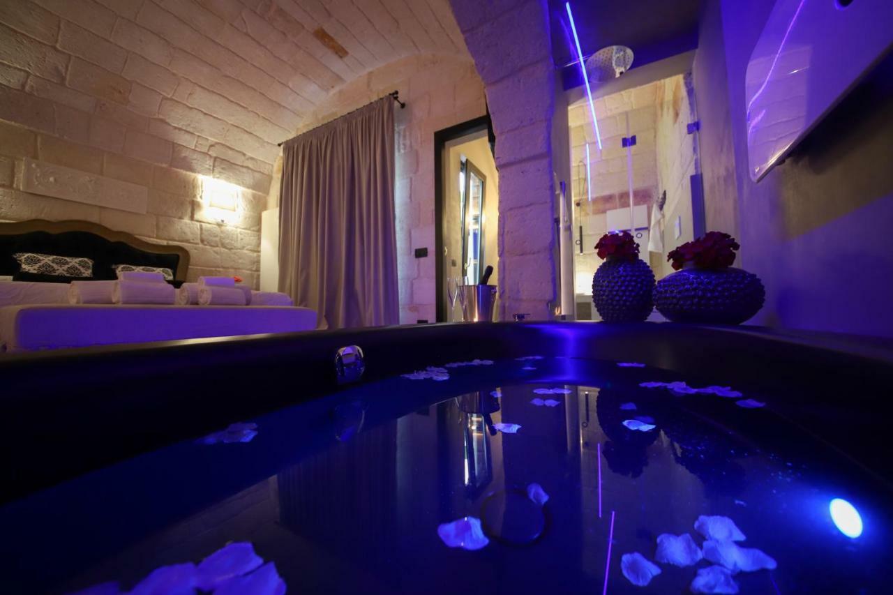 Suite Conte Cavour Monopoli Bagian luar foto